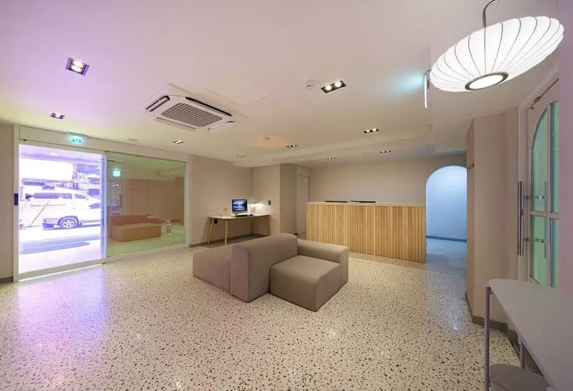Knockin Hotel Daejeon By Aank