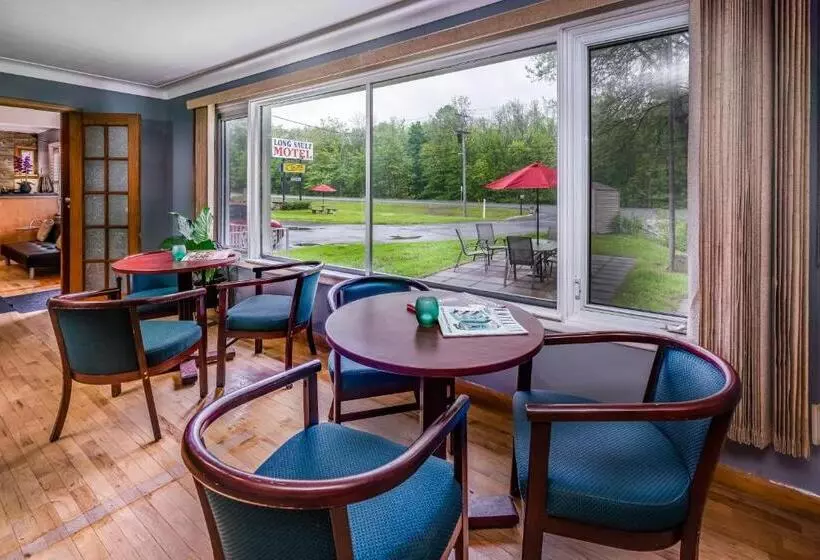 Long Sault Motel