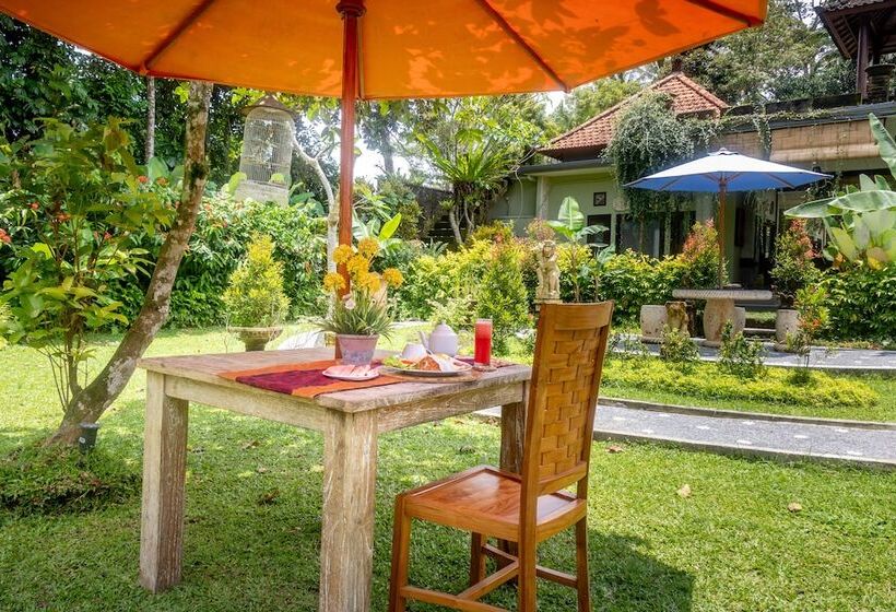 بنسيون Asli Bali Villas