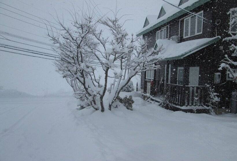 Pensão Bikkuri Rietan