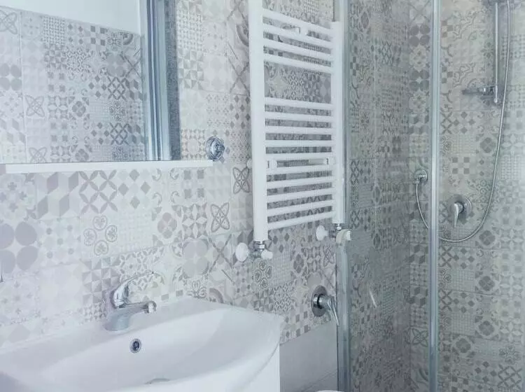 Majatalo Isola Verde Guest House