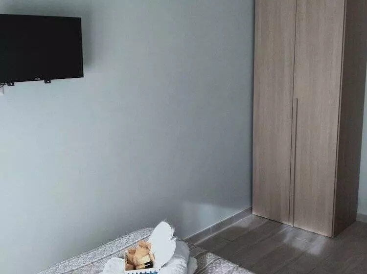 Majatalo Isola Verde Guest House