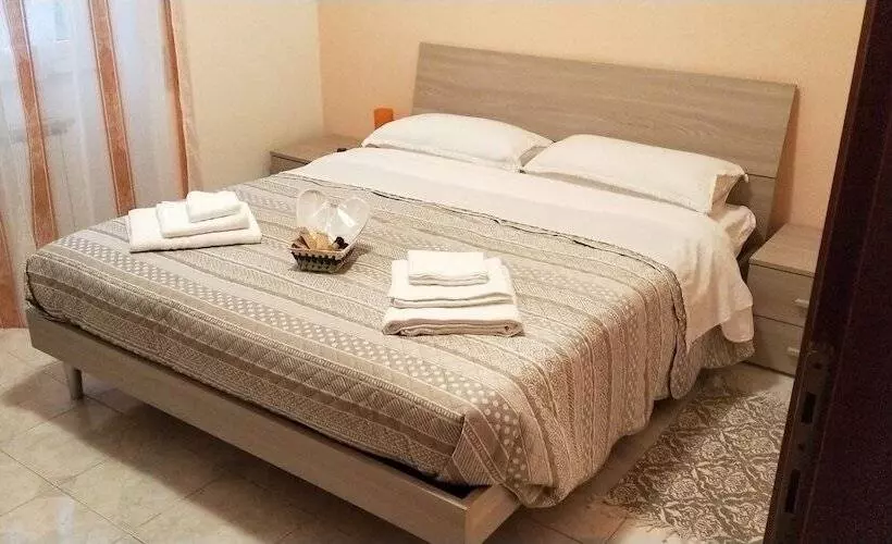 Majatalo Isola Verde Guest House