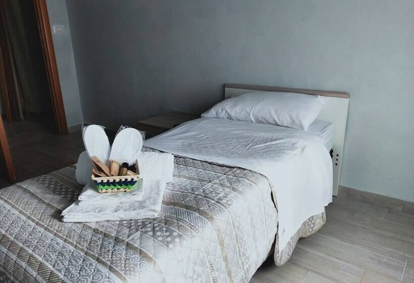 Пансион Isola Verde Guest House