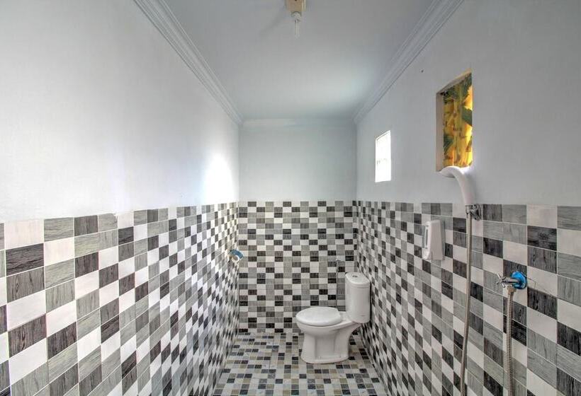 펜션 Kira Cottages