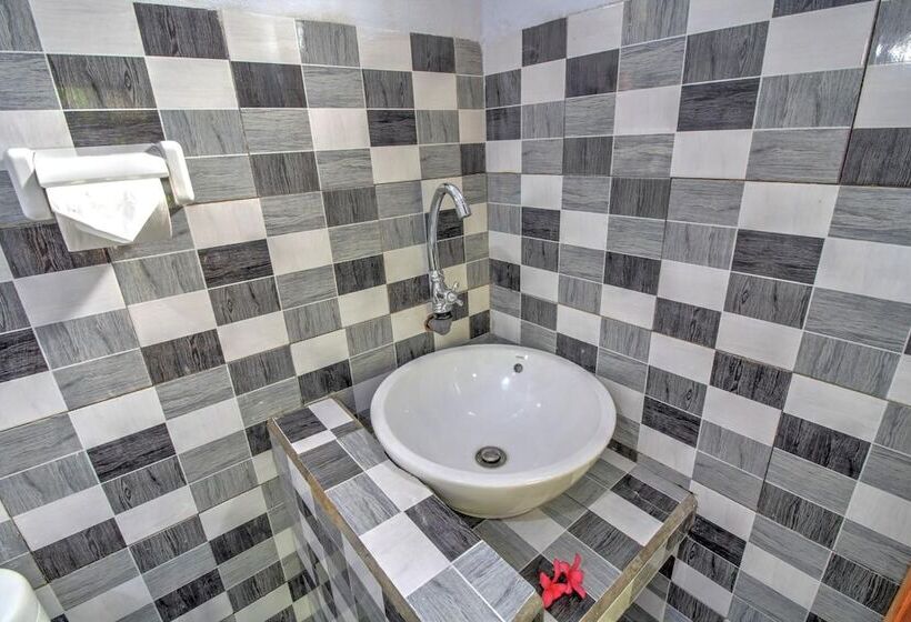 펜션 Kira Cottages