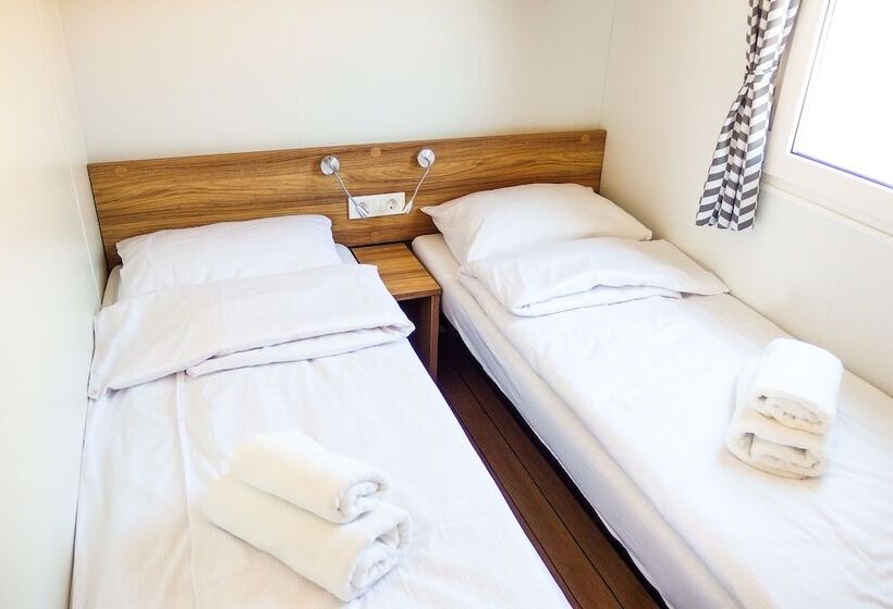 אתר נופש Paradise Village Poljana