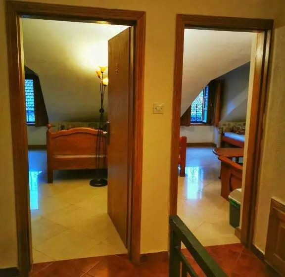 هاستل Old Town Homestel