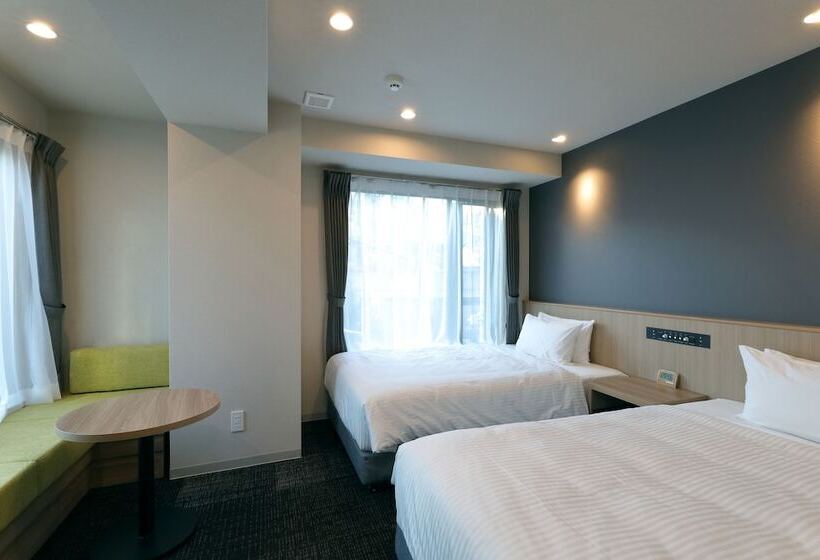 فندق At Inn  Toyotashi Eki