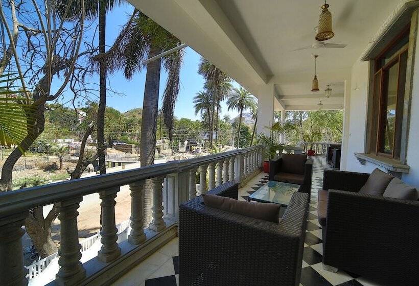 בית מלון כפרי Gorbandh Mount Abu