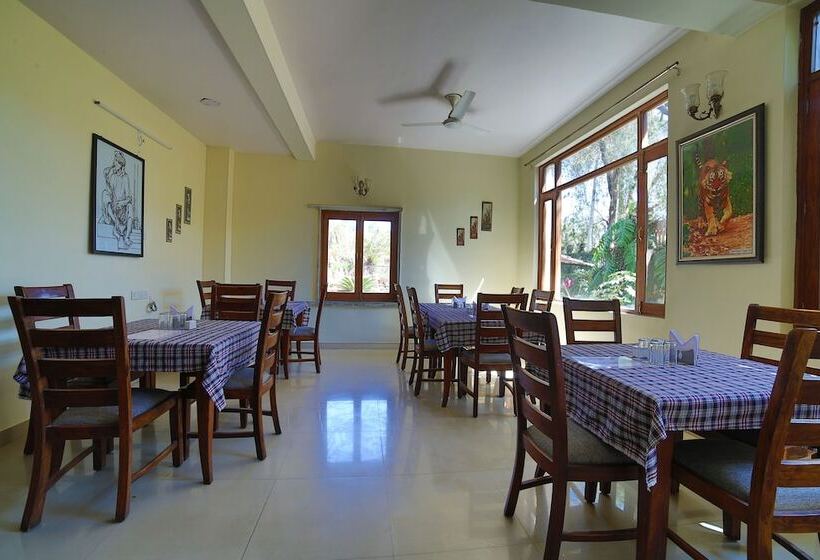 בית מלון כפרי Gorbandh Mount Abu