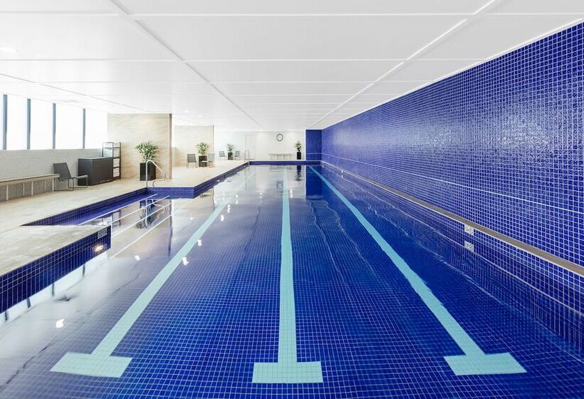 Отель Meriton Suites Mascot Central