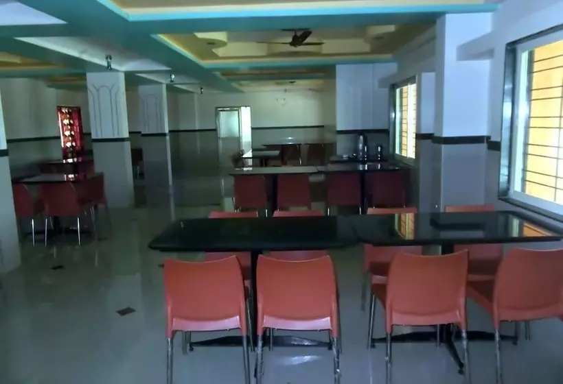 ホテル Rajyog