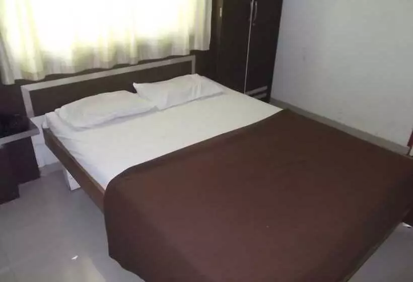 ホテル Rajyog