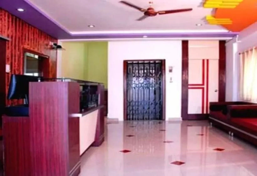 ホテル Rajyog