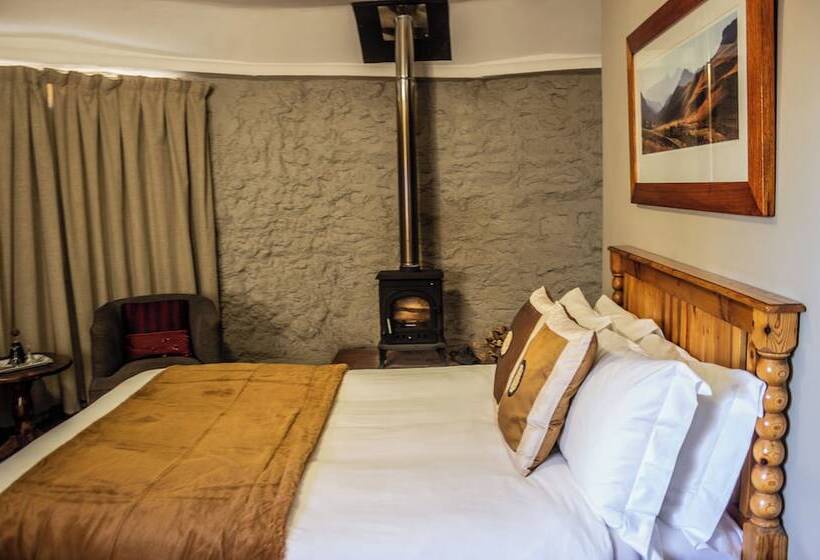 Отель Sani Mountain Escape