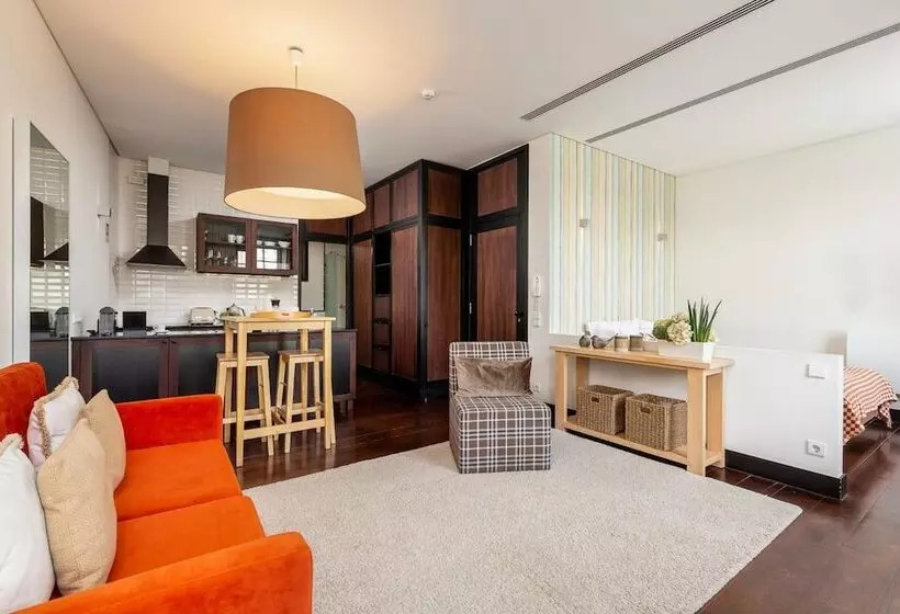 Hotelli Youropo   Torre