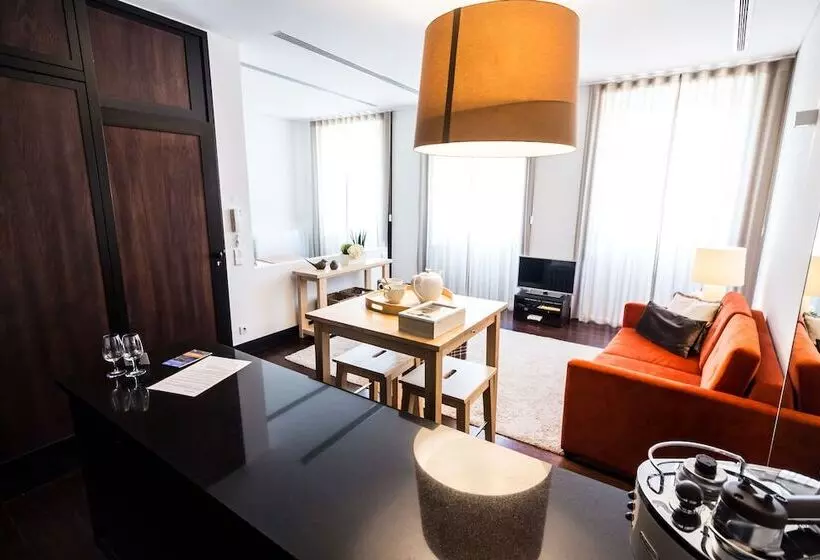 Hotelli Youropo   Torre