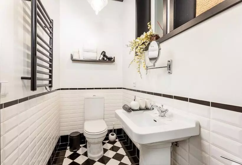 Hotelli Youropo   Torre