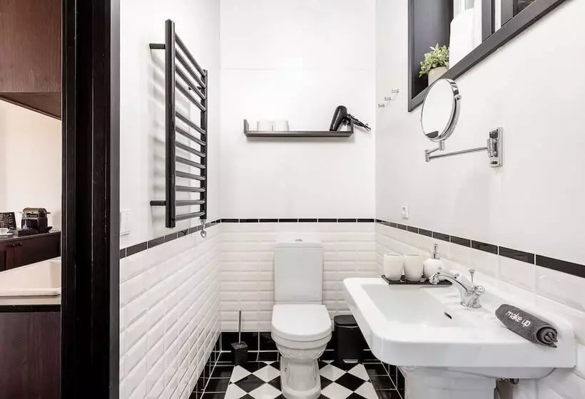 Hotelli Youropo   Torre