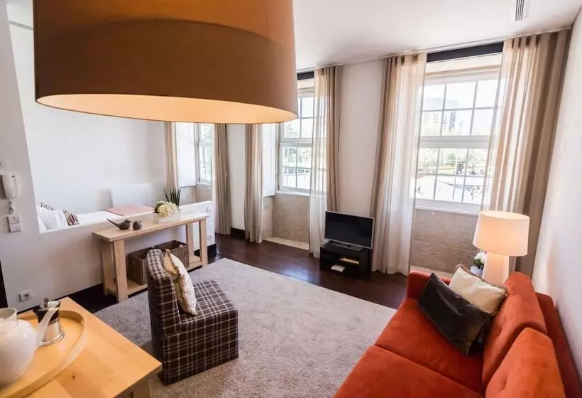 Hotelli Youropo   Torre