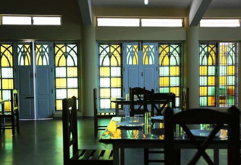 La Flora Beverly Hill Resort