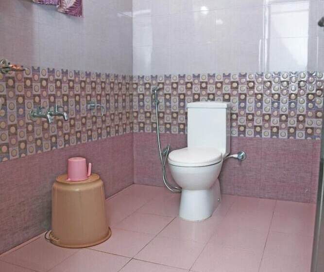 La Flora Beverly Hill Resort