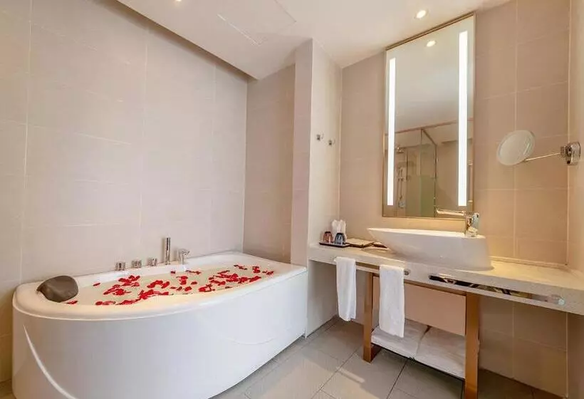 Lavande Hotel Xining Xigang