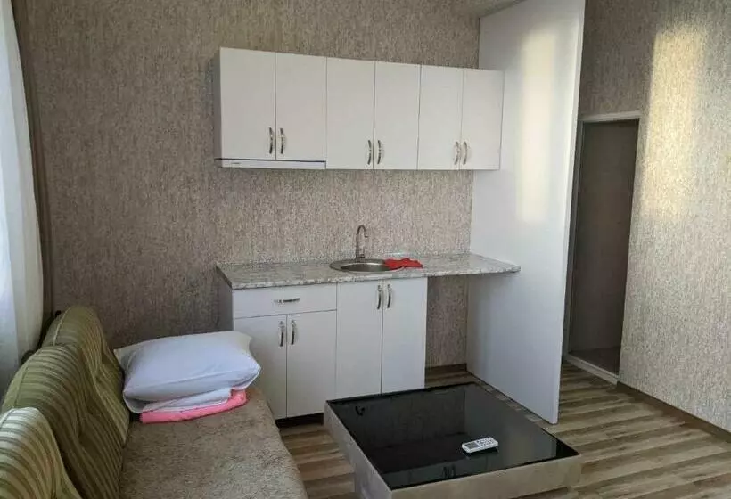 پانسیون Guest House Iberia