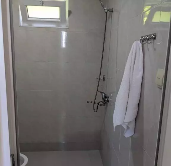 پانسیون Guest House Iberia