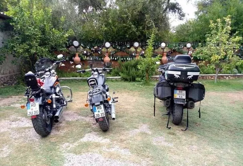 Majatalo Maison D'hotes Ait Bou Izryane