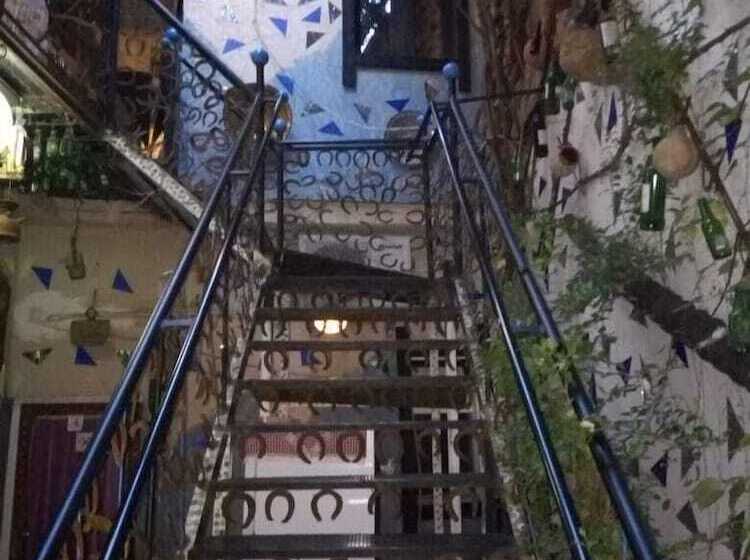 Pensionat Maison D'hotes Ait Bou Izryane