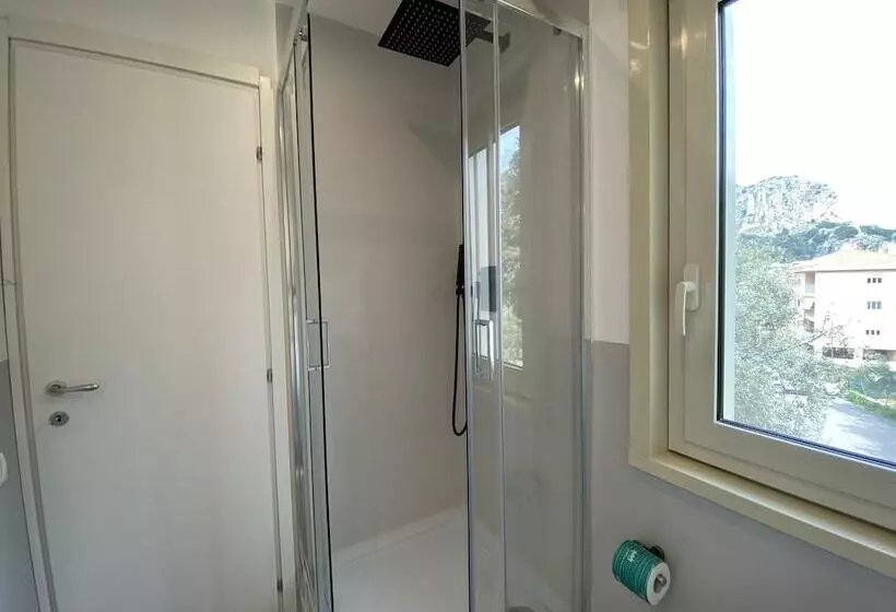 پانسیون Ma&mi Light Rooms