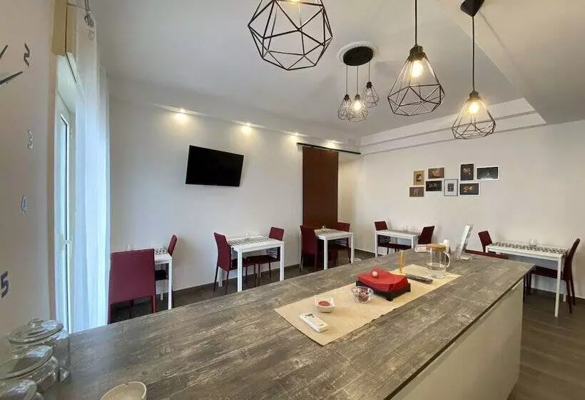 پانسیون Ma&mi Light Rooms