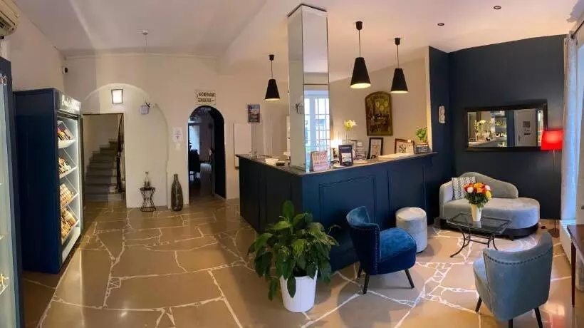 בית מלון כפרי Du Pont Vieux