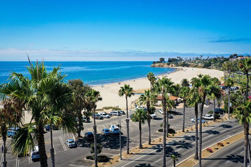 酒店 Harbor House Inn