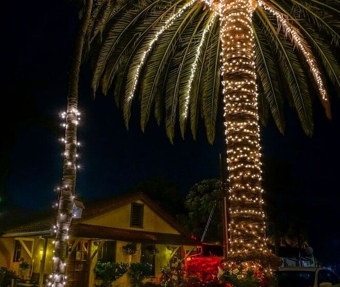 酒店 Harbor House Inn