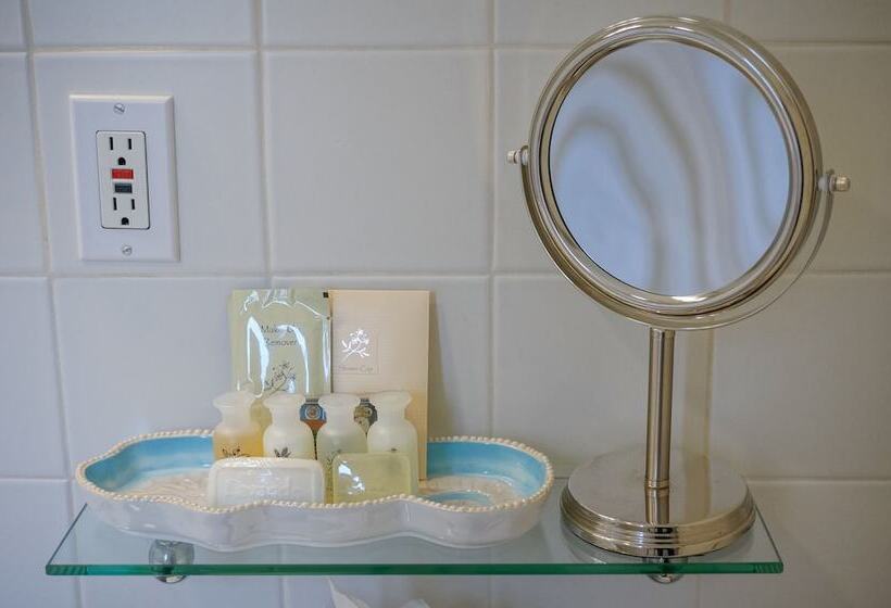 酒店 Harbor House Inn