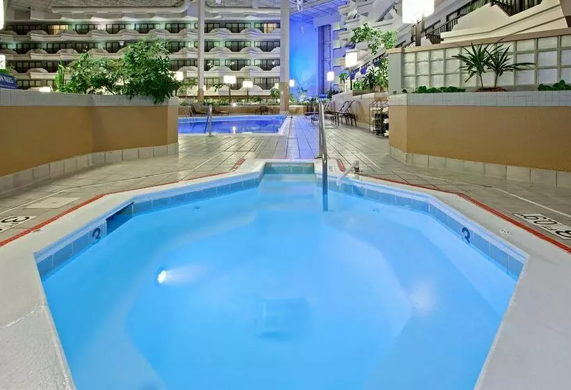 ホテル Holiday Inn Evansville Airport