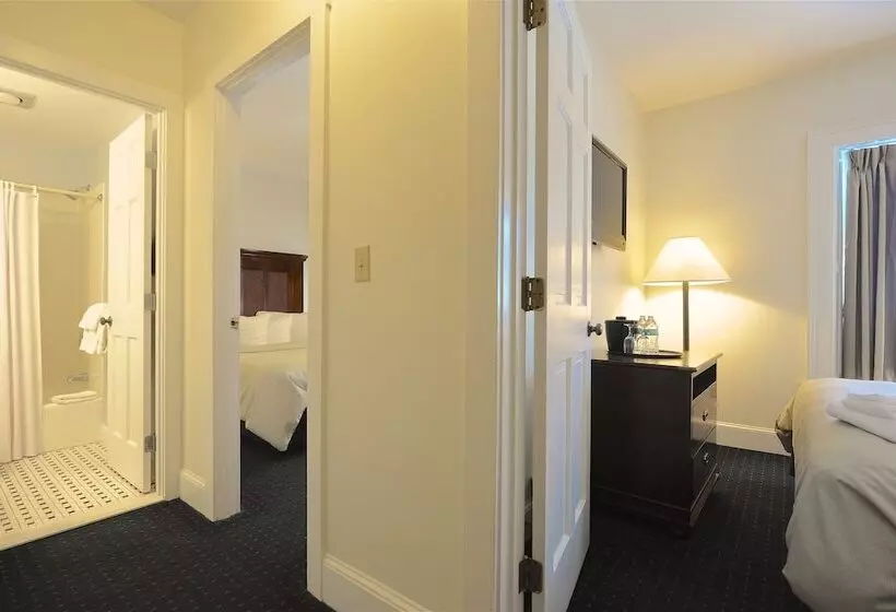 בית מלון כפרי Jailhouse Inn