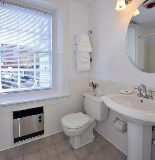 בית מלון כפרי Jailhouse Inn