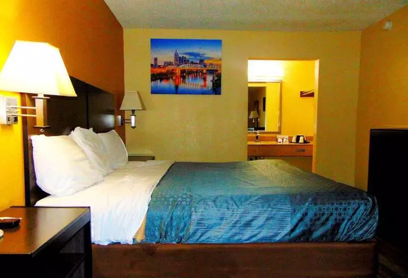 Отель Knights Inn Antioch