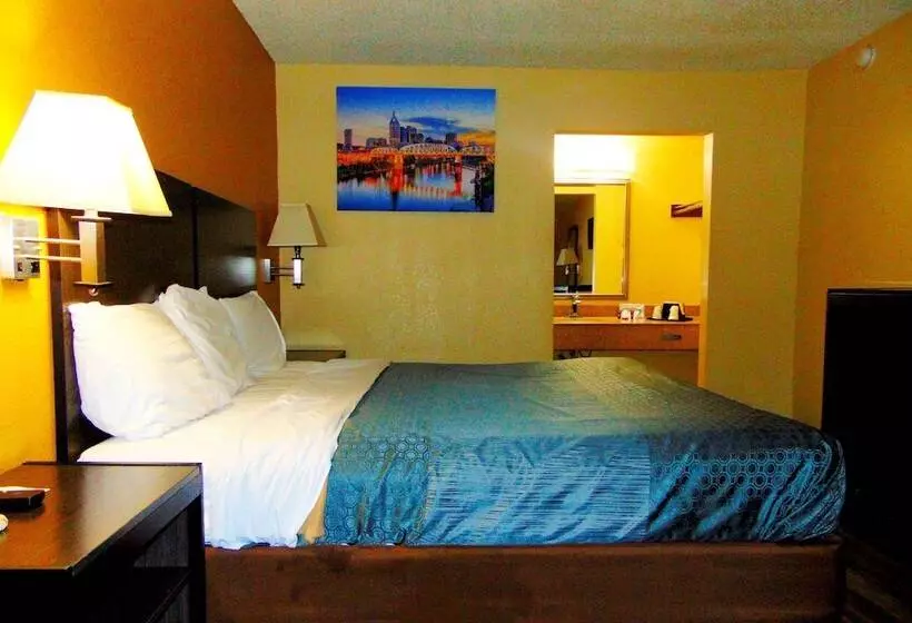 Отель Knights Inn Antioch