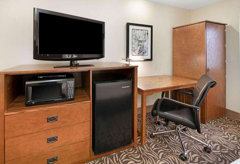 בית מלון כפרי La Quinta Inn By Wyndham Missoula