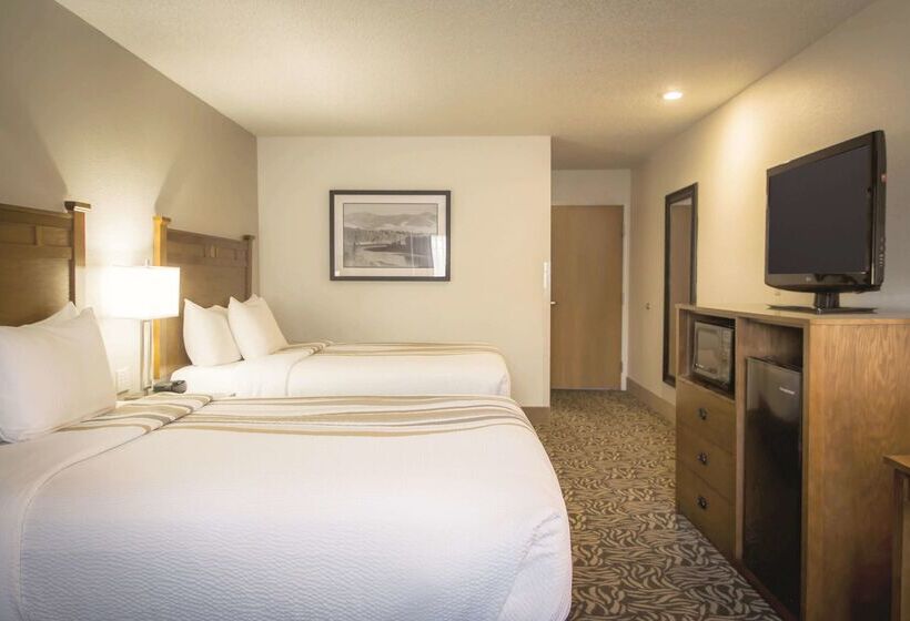 בית מלון כפרי La Quinta Inn By Wyndham Missoula