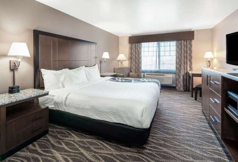 בית מלון כפרי La Quinta By Wyndham Belgrade Bozeman Airport