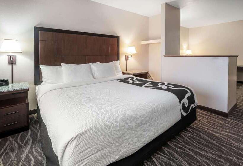 בית מלון כפרי La Quinta By Wyndham Belgrade Bozeman Airport