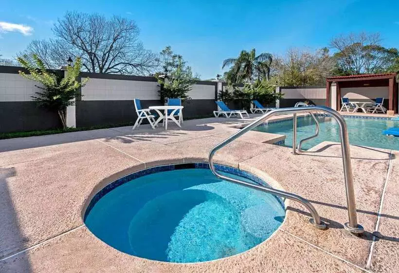 酒店 La Quinta By Wyndham Brownsville North