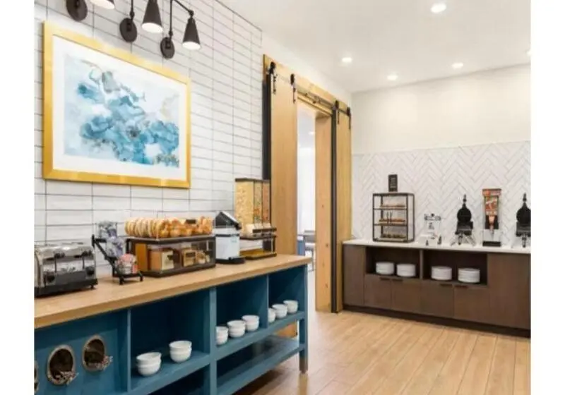 ホテル La Quinta Inn & Suites By Wyndham The Woodlands/spring
