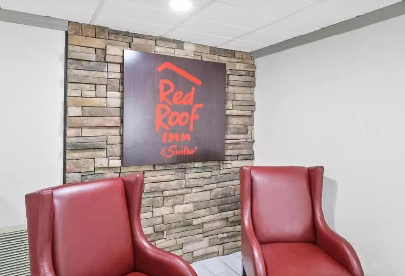هتل Red Roof Inn & Suites Fayetteville Fort Bragg